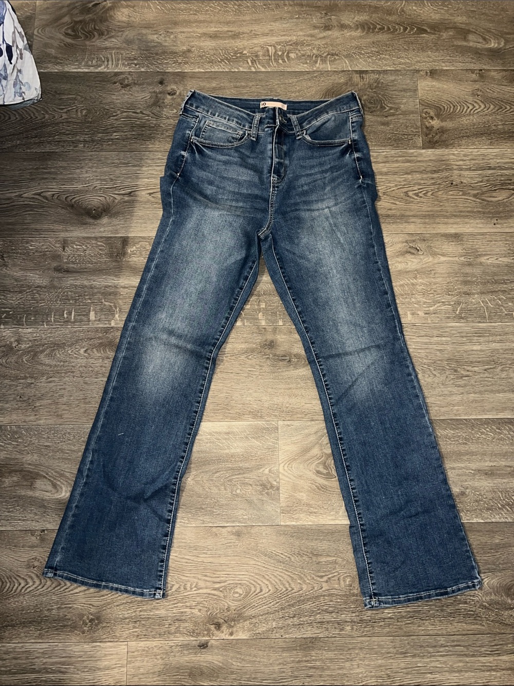 SO Women's Flare Jeans in Blue Wash